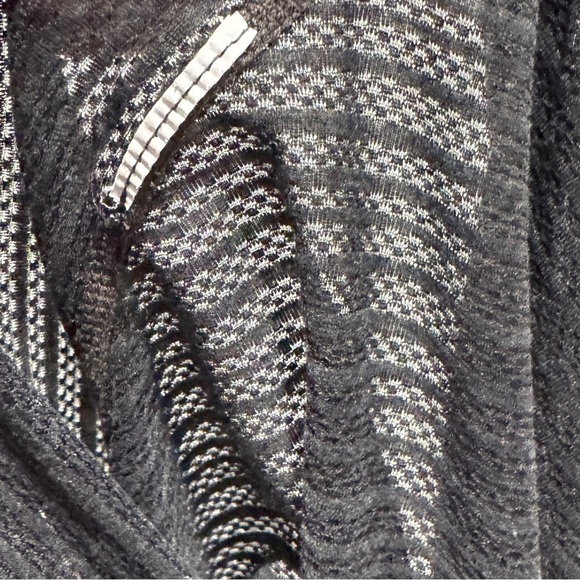 Prana Helani Lightweight Mesh Striped Short Sleeve Grey Athletic Yoga Top Small - Picture 16 of 16